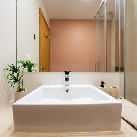 Sky View - Spacious With Pool & Gym 公寓 丰沙尔