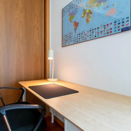 公寓 Sky View - Spacious With Pool & Gym