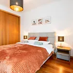 Sky View - Spacious With Pool & Gym Lejlighed *