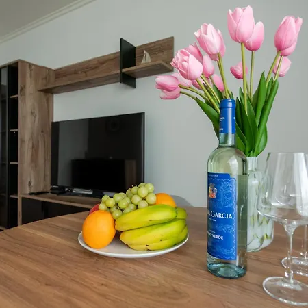 Sky View - Spacious With Pool & Gym Funchal