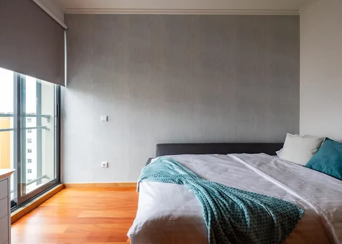 Apartament Sky View - Spacious With Pool & Gym Funchal (Madeira)