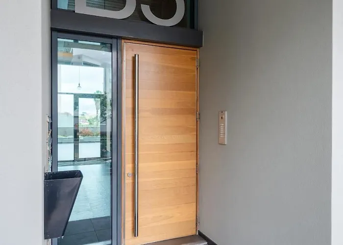 Apartament Sky View - Spacious With Pool & Gym Funchal (Madeira)